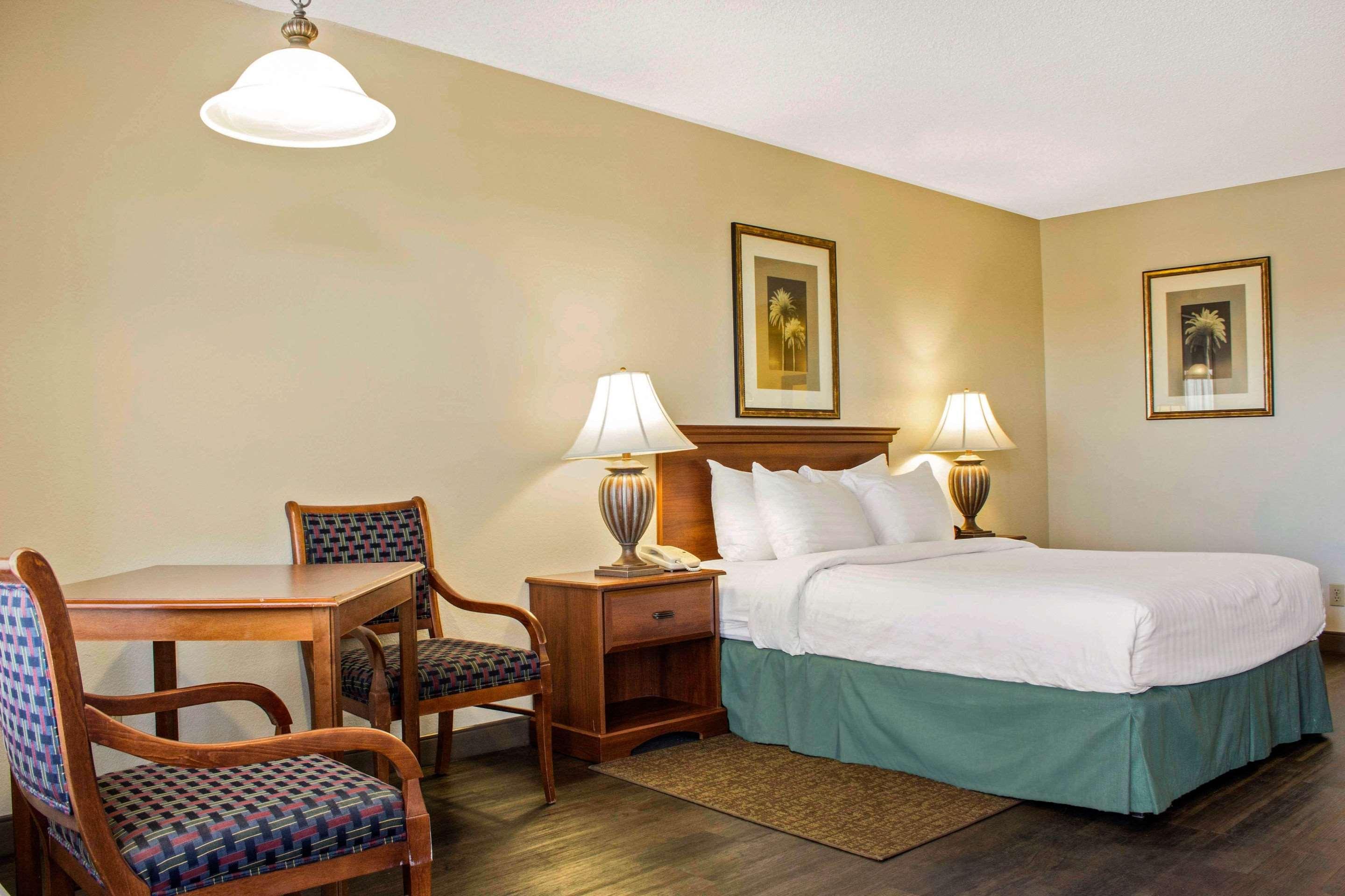 Quality Inn Benson I-10 Exit 304 Eksteriør bilde