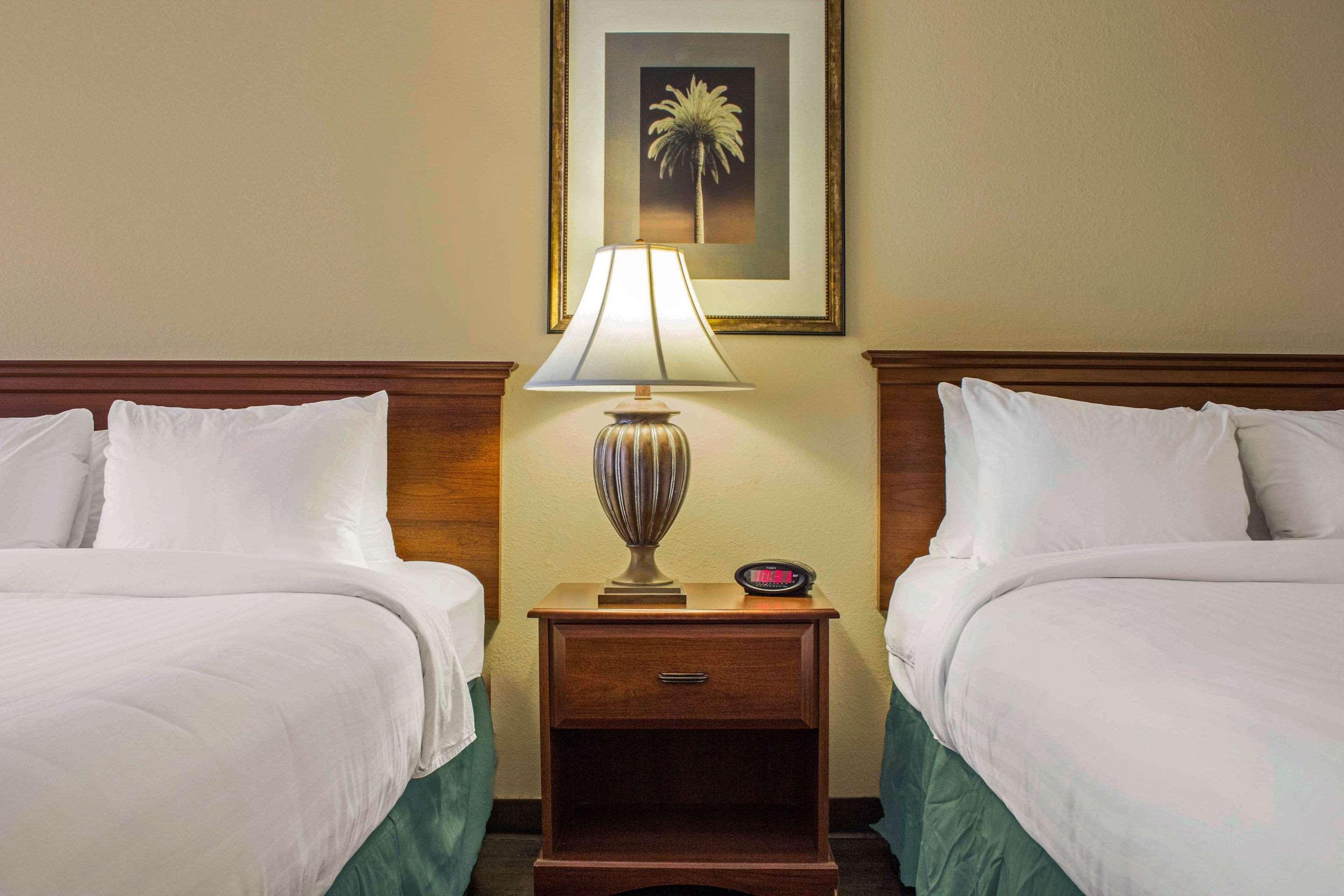 Quality Inn Benson I-10 Exit 304 Eksteriør bilde